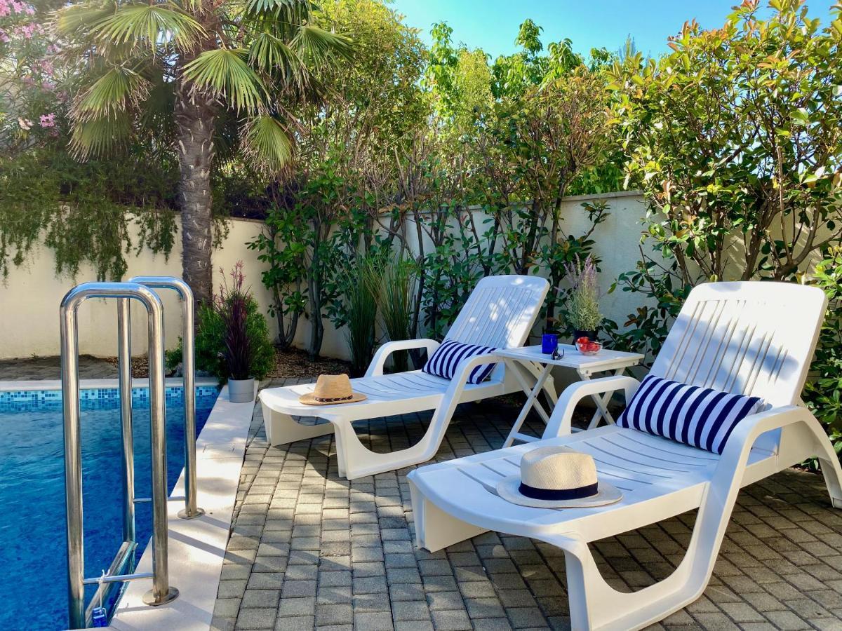 Private Pool And Mediterranean Garden Apt Mia Silo  Exterior photo